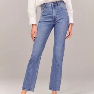 NWT Abercrombie & Fitch Curve Love High Rise Straight Crop Jeans